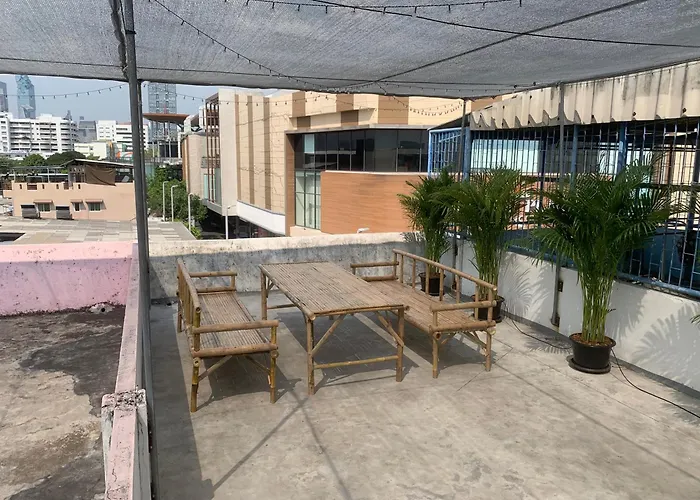 Cosy 4th Floor With Rooftop * Bangkok
