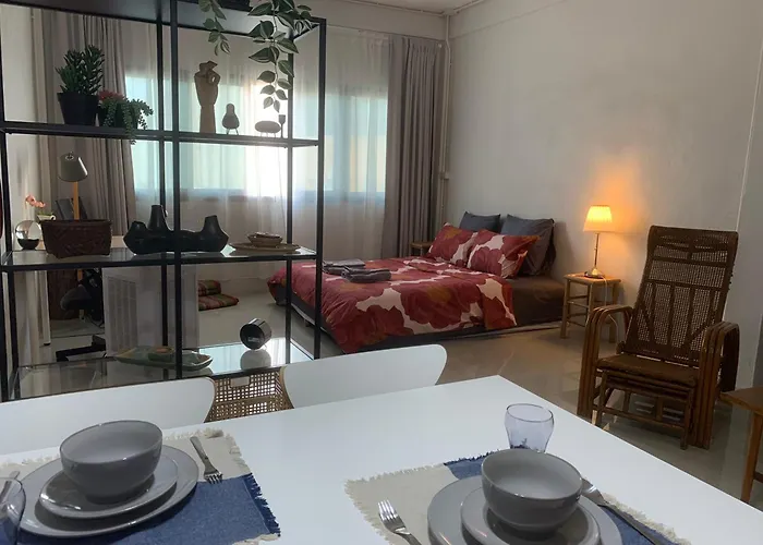 Privatunterkunft Cosy 4th Floor With Rooftop Bangkok
